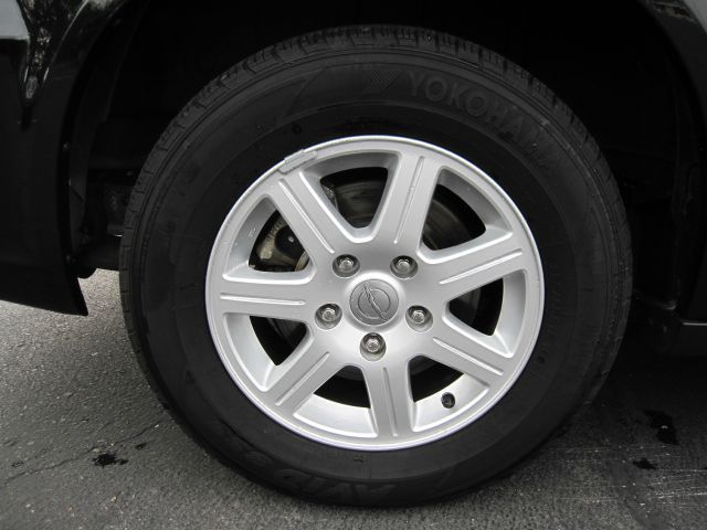 Chrysler Town and Country 2012 photo 5