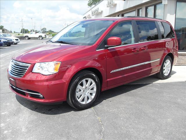 Chrysler Town and Country 3.5 MiniVan