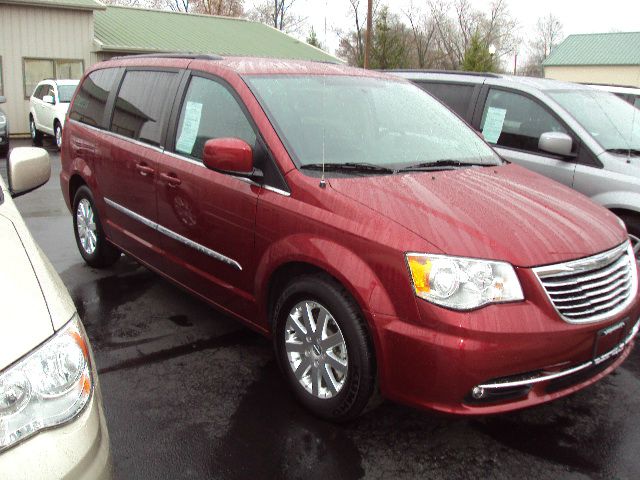 Chrysler Town and Country 3.5 MiniVan