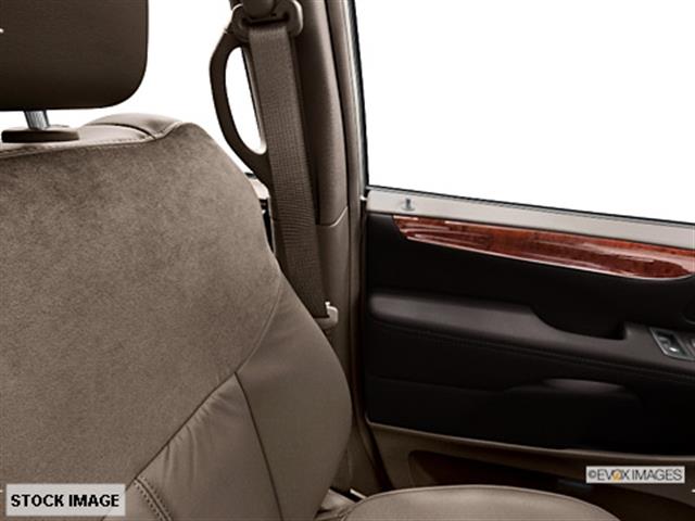Chrysler Town and Country 2013 photo 4