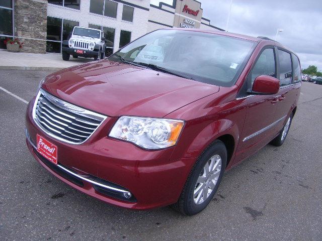 Chrysler Town and Country 2013 photo 15