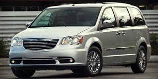 Chrysler Town and Country 3.5 MiniVan
