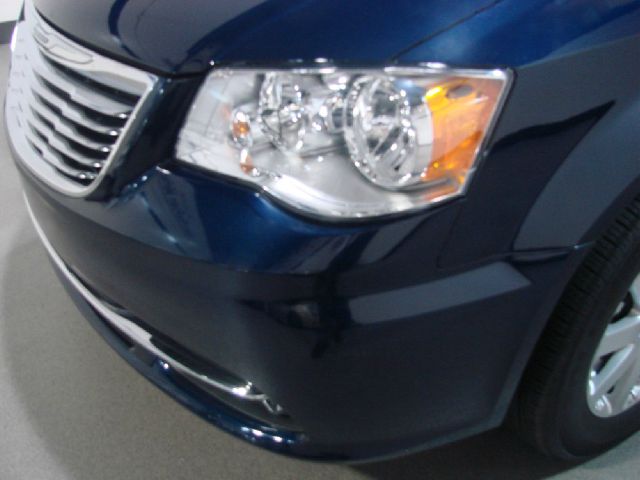 Chrysler Town and Country 3.5 MiniVan