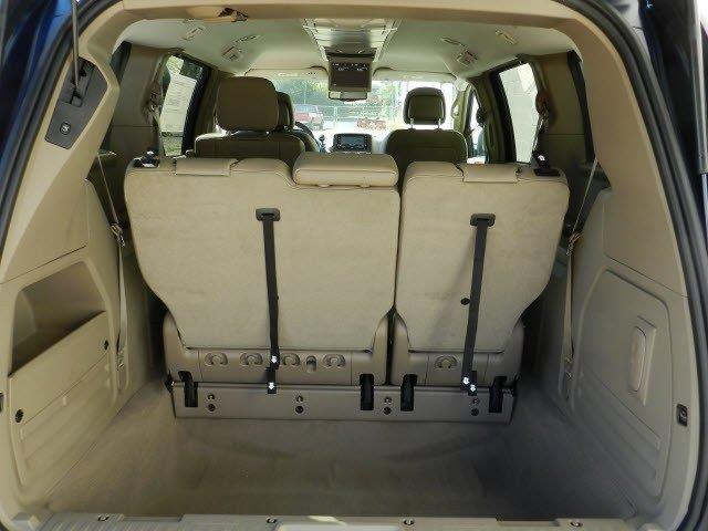 Chrysler Town and Country 3.5 MiniVan