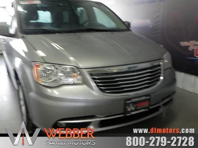 Chrysler Town and Country 3.5 MiniVan