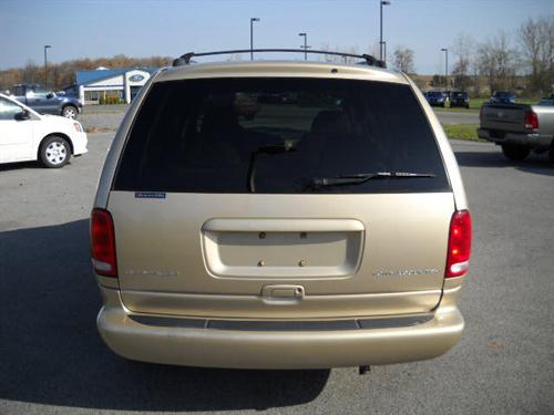 Chrysler Town and Country 1999 photo 1
