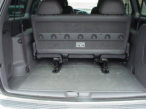 Chrysler Town and Country 2000 photo 4