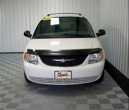 Chrysler Town and Country 2001 photo 5