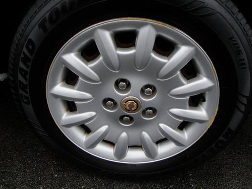 Chrysler Town and Country 2001 photo 1