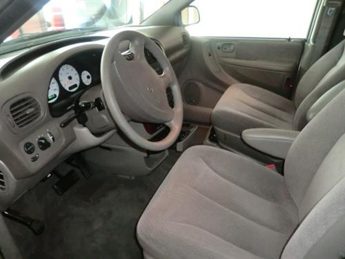 Chrysler Town and Country 2001 photo 4