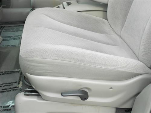 Chrysler Town and Country 2001 photo 1