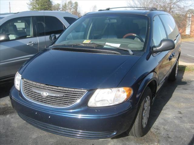 Chrysler Town and Country TRD Off-road Pkg 6 1/2 Ft Bed MiniVan