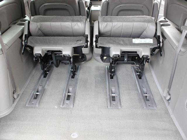 Chrysler Town and Country 2002 photo 5