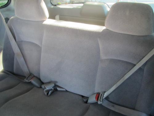 Chrysler Town and Country 2003 photo 2