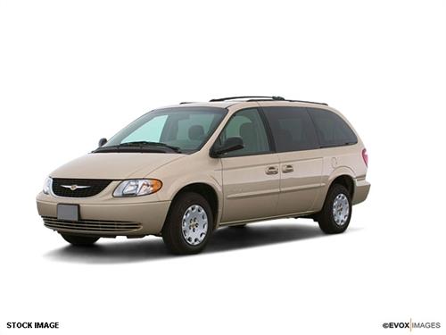 Chrysler Town and Country 2003 photo 4