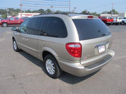 Chrysler Town and Country S Sedan Under FULL Factory Warranty Other