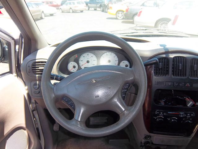 Chrysler Town and Country 4dr 2.9L Twin Turbo AWD SUV MiniVan