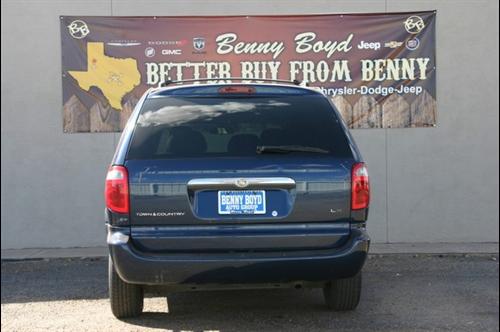 Chrysler Town and Country Elk Conversion Van Other