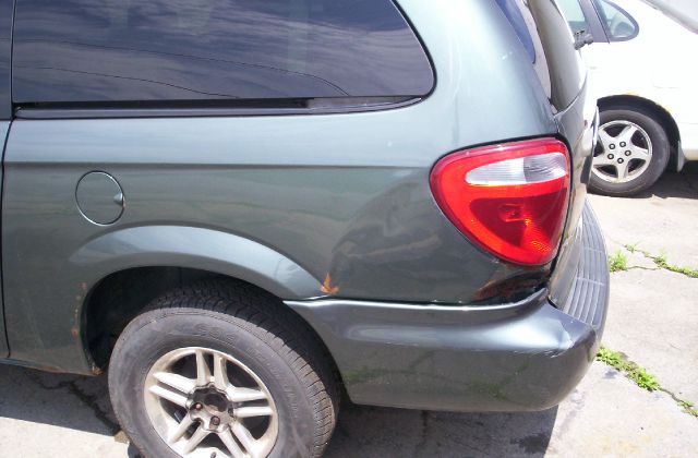 Chrysler Town and Country 2003 photo 4