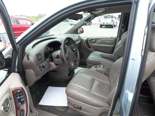 Chrysler Town and Country SLT 25 Other