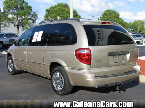 Chrysler Town and Country SLT 25 Other