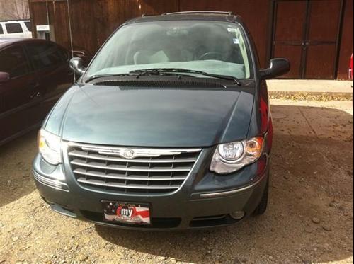 Chrysler Town and Country SLT 25 Other