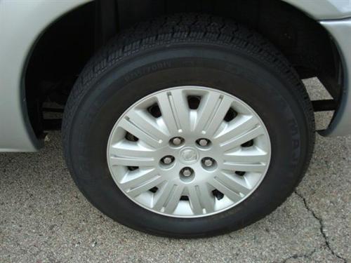 Chrysler Town and Country 2005 photo 3