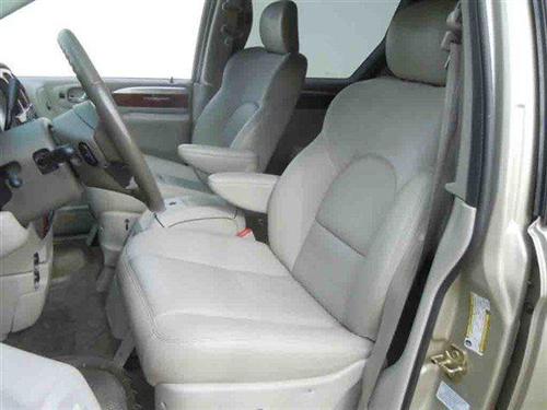 Chrysler Town and Country 2005 photo 5