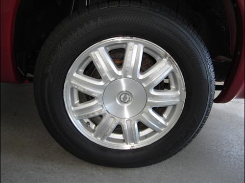 Chrysler Town and Country 2005 photo 4