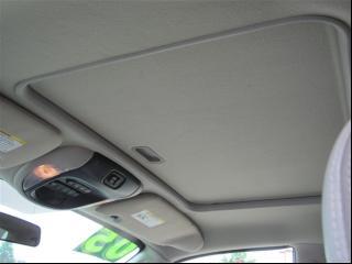 Chrysler Town and Country 2005 photo 3