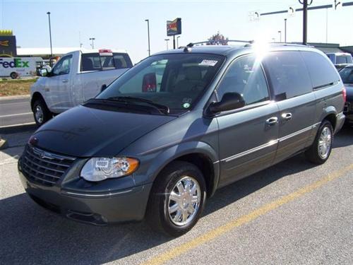 Chrysler Town and Country SLT 25 Other