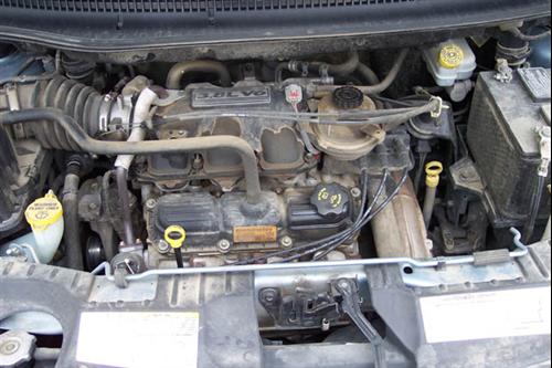 Chrysler Town and Country 2005 photo 3