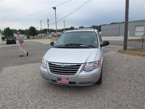 Chrysler Town and Country SLT 25 Other