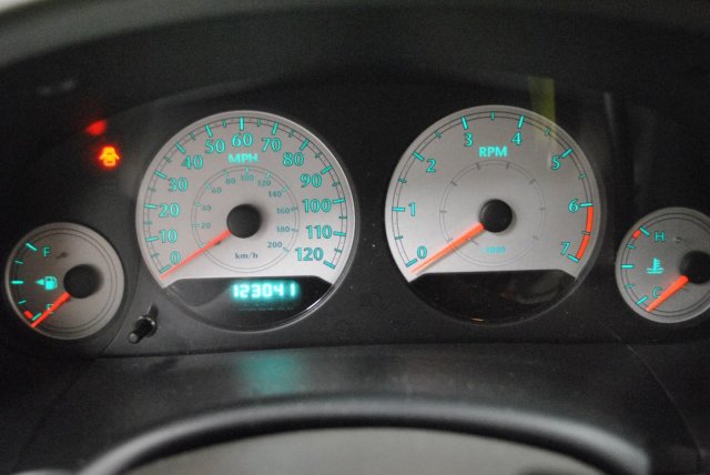 Chrysler Town and Country 2006 photo 3