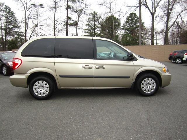 Chrysler Town and Country 2007 photo 4