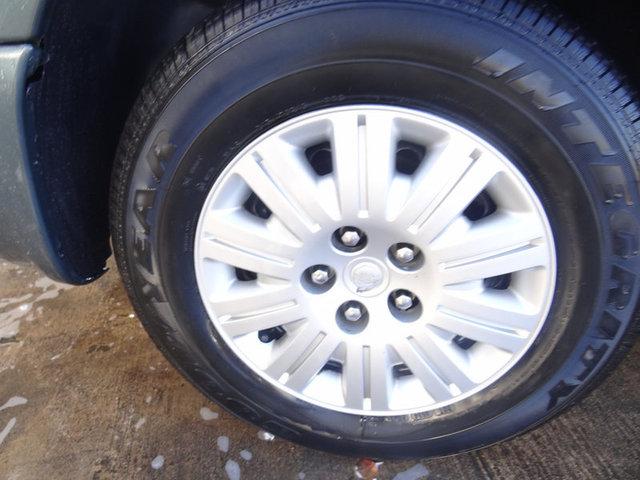 Chrysler Town and Country 2007 photo 2