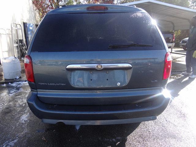 Chrysler Town and Country 2007 photo 4