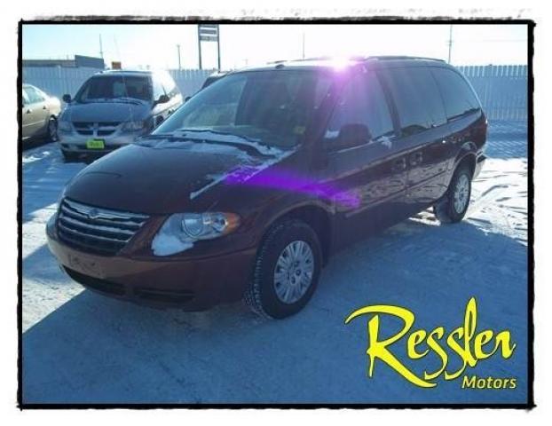 Chrysler Town and Country Elk Conversion Van MiniVan