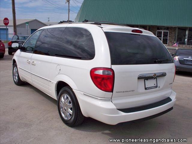 Chrysler Town and Country 2007 photo 5