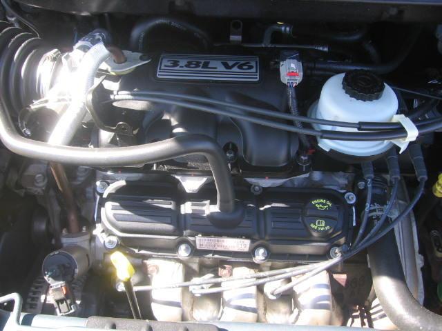 Chrysler Town and Country 2007 photo 5