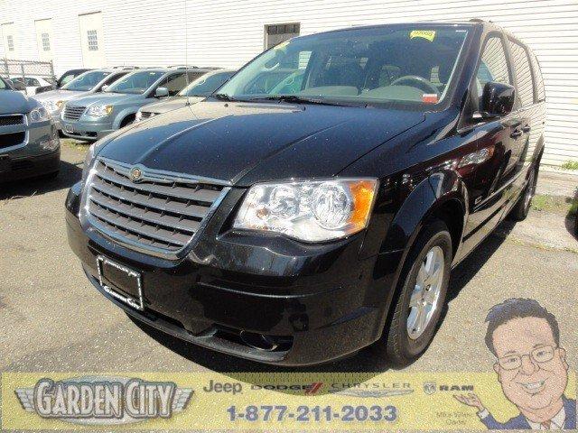 Chrysler Town and Country 3.5 MiniVan