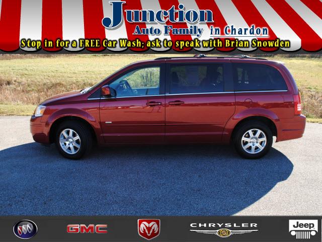 Chrysler Town and Country 2008 photo 1