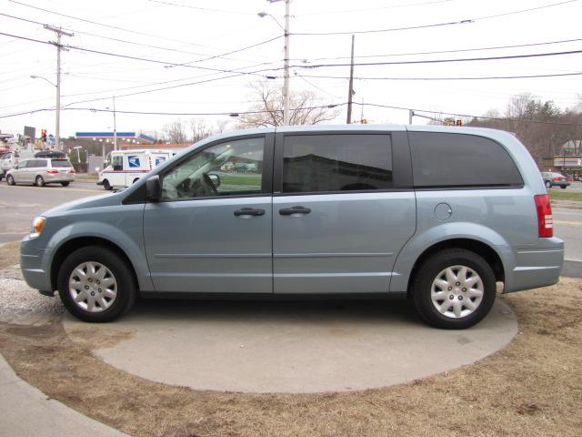 Chrysler Town and Country 2008 photo 5