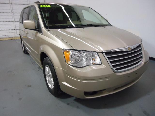 Chrysler Town and Country 3.5 MiniVan