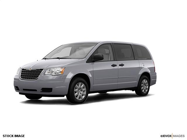 Chrysler Town and Country 2008 photo 2