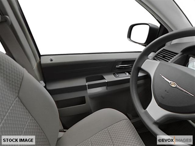 Chrysler Town and Country 2008 photo 4