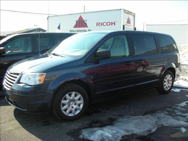 Chrysler Town and Country 2008 photo 1