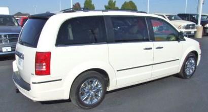 Chrysler Town and Country 2008 photo 5