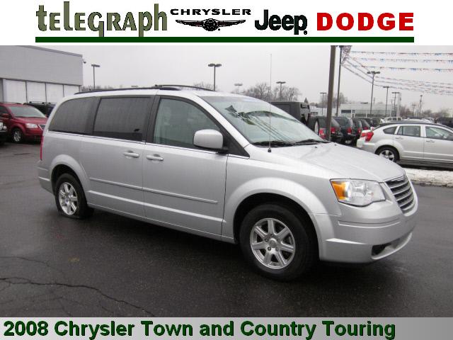 Chrysler Town and Country 2008 photo 3