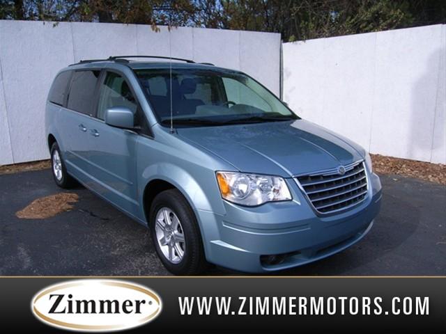 Chrysler Town and Country 3.5 MiniVan